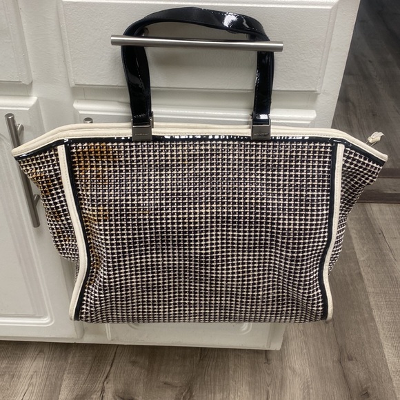 Longchamp Black and White Leather Bag